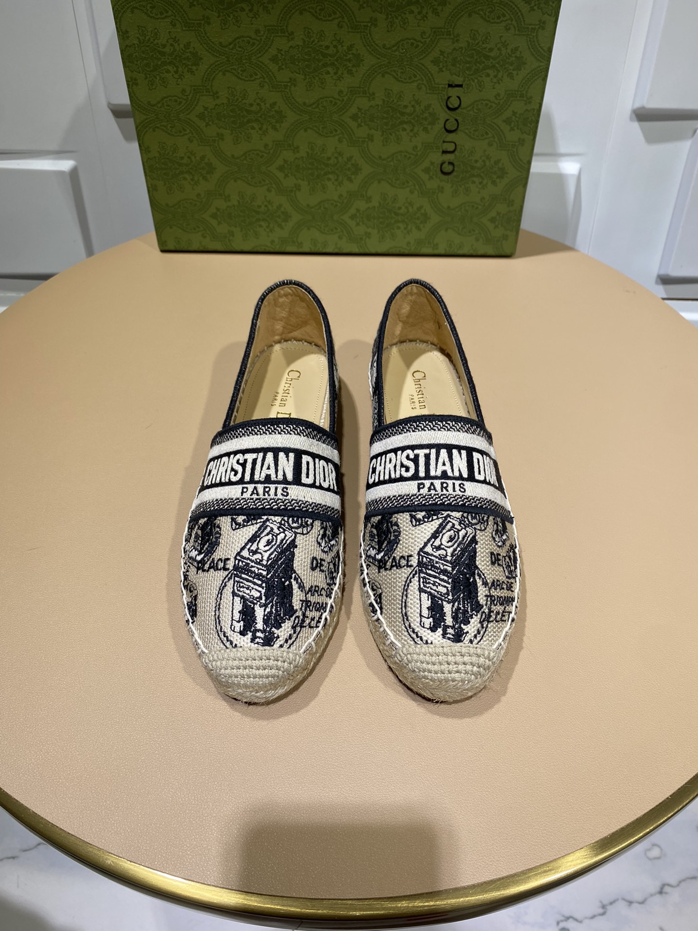 디올 그랜빌 여성 에스파듀