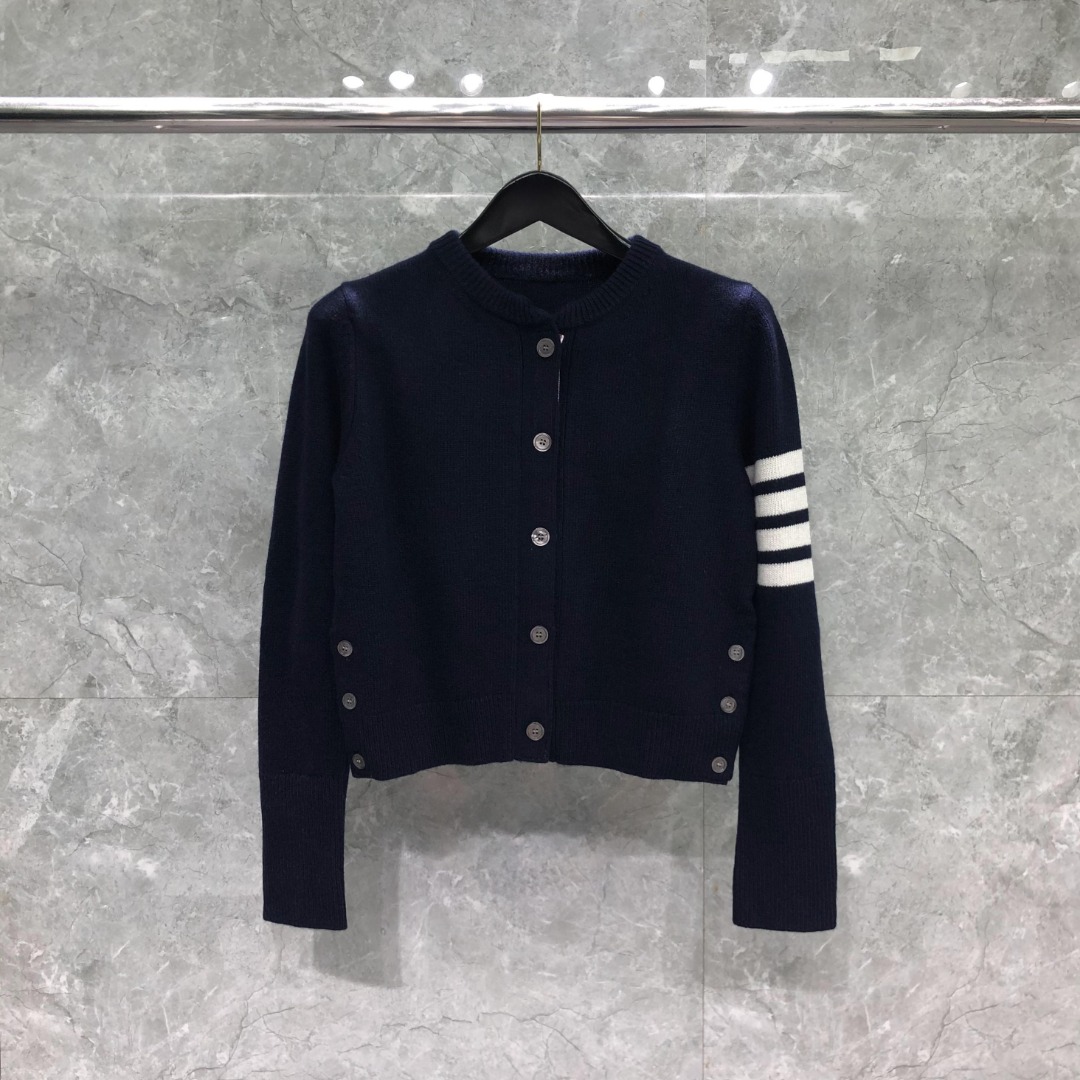 메리노 울 4-바 로즈 아이콘 카디건