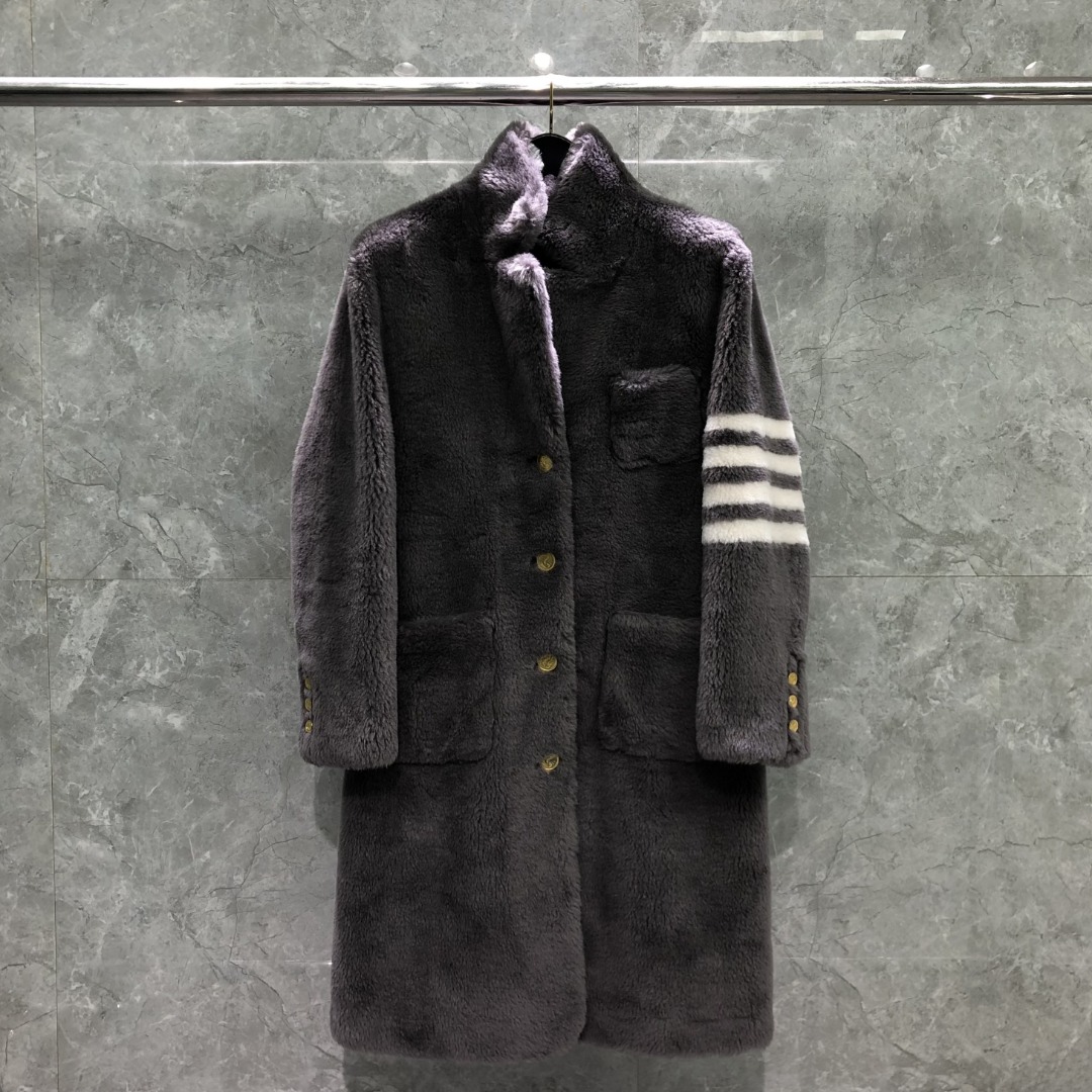 4바 양털 롱코트