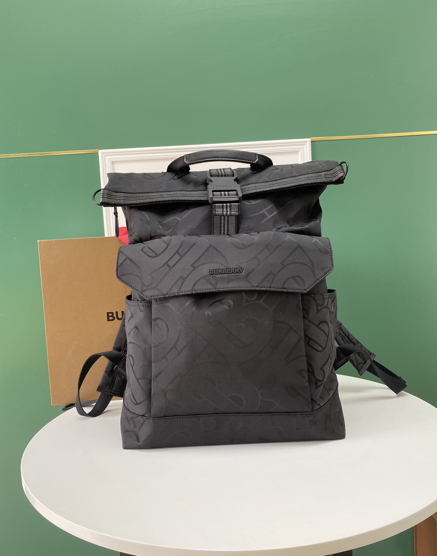 버버리 오르빌 백팩