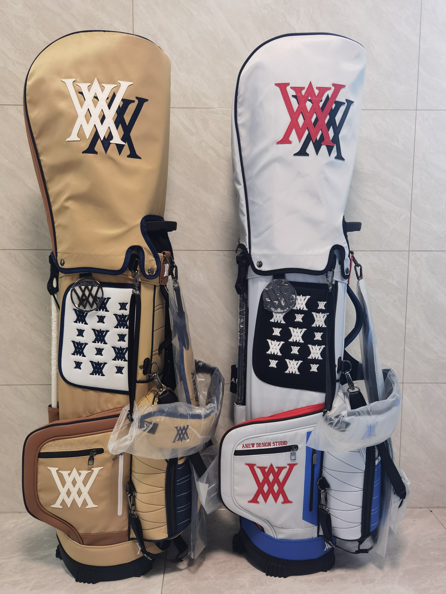 ANEW DOUBLE LOGO STAND BAG