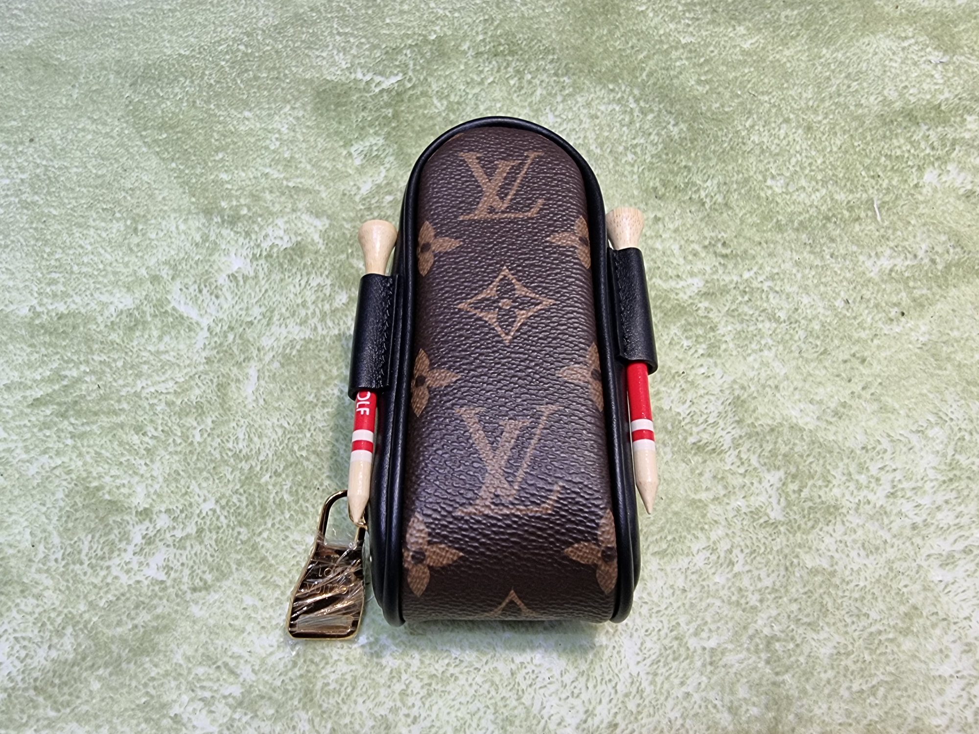 Louis Vuitton Andrews Golf 3 ball Kit (5x13.5cm)