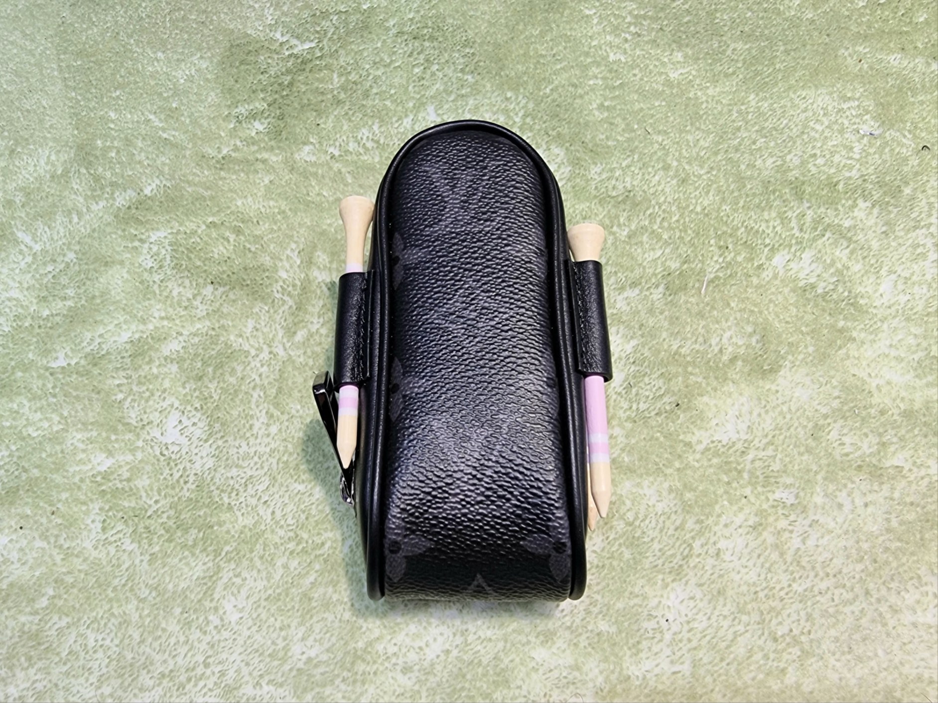 Louis Vuitton Andrews Golf 3 ball Kit (5x13.5cm)