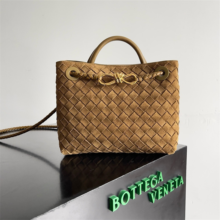 BOTTEGA VENETA 보테가베네타 안디아모 스몰 토트백 743568 2024/신상 4COLOR