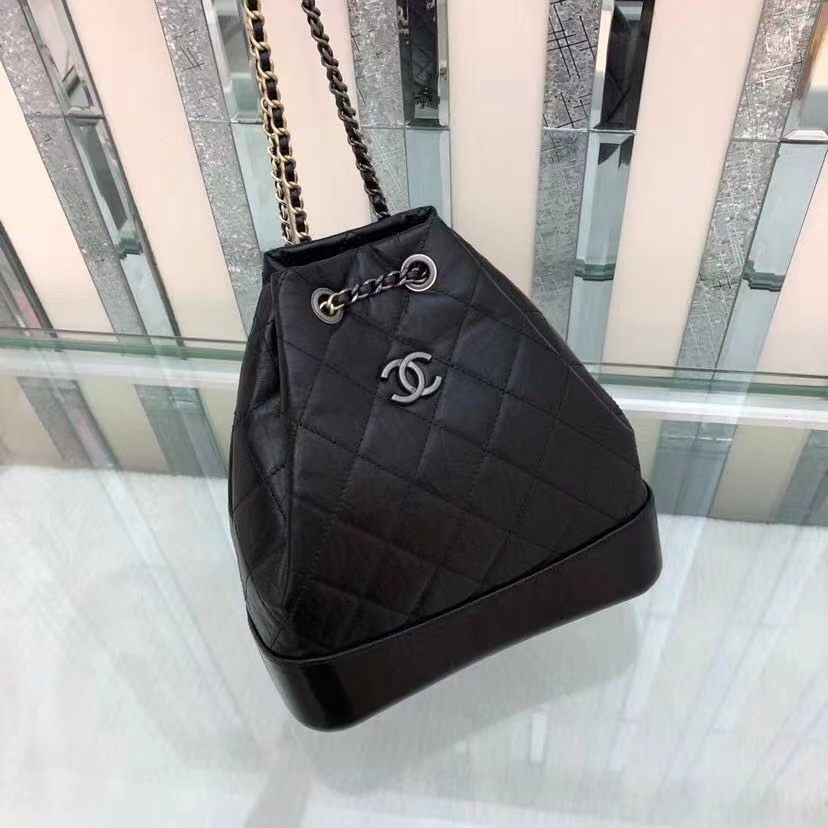 CHANEL 샤넬 가브리엘 백팩 스몰,미디움 블랙,화이트