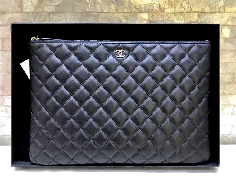 샤넬 램스킨 클러치 33CM AS1002