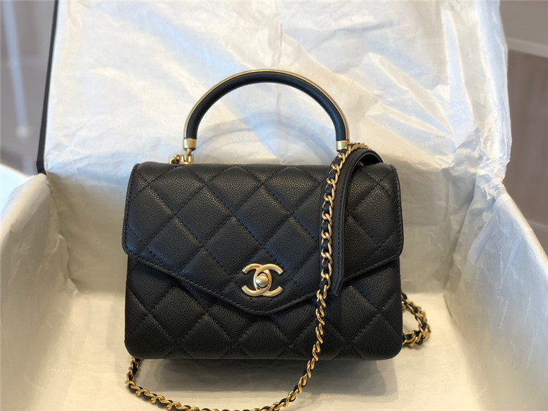 샤넬 케비어 토트&숄더백 19CM 신상