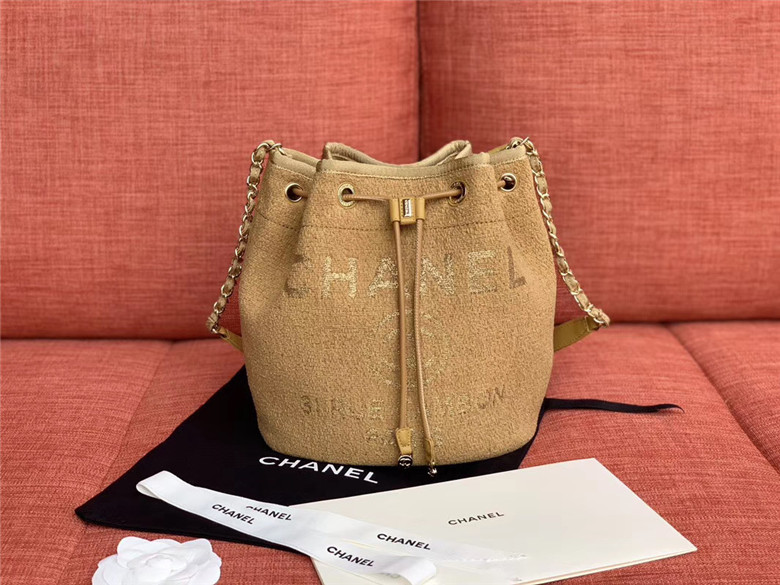 샤넬 버킷백 A60588-2 신상