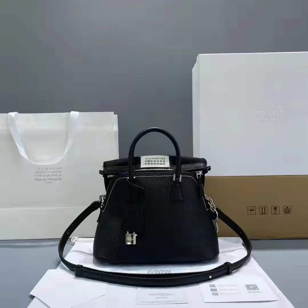  Maison Margiela 메종 마르지엘라 5AC 백 스몰 블랙
