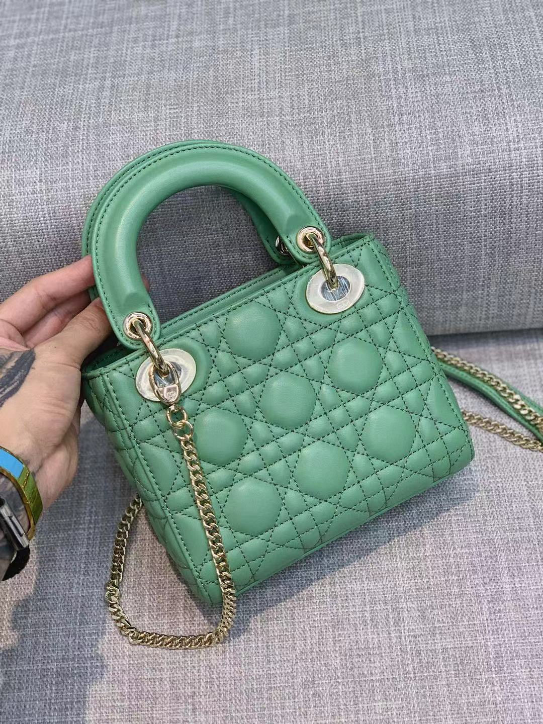 Dior 디올 레이디백 미니어처 마이크로백 D60880