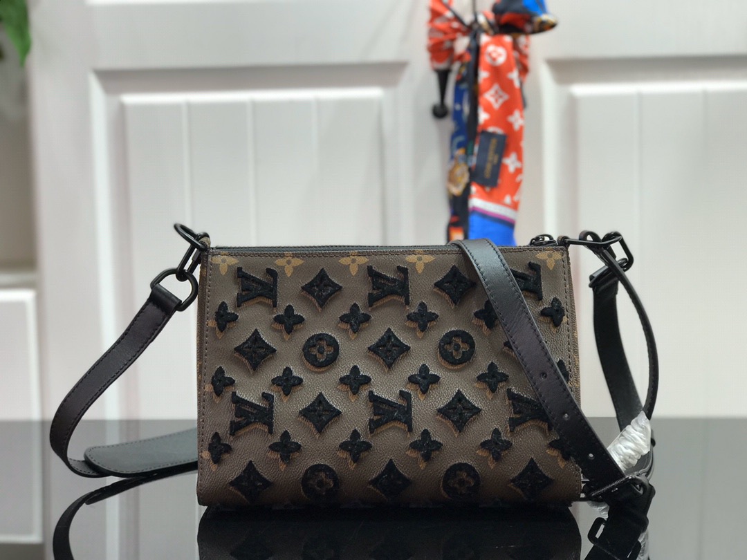 Louis Vuitton 2020 여성용 루이비통 엠프린틴트 크로스백 3가지 색상