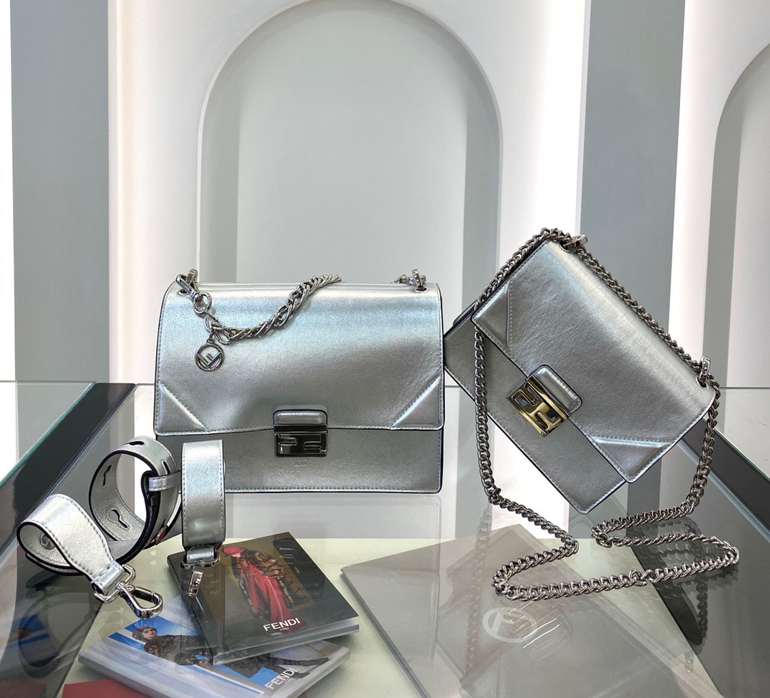 Fendi 2020 여성용 펜디 칸 유 백