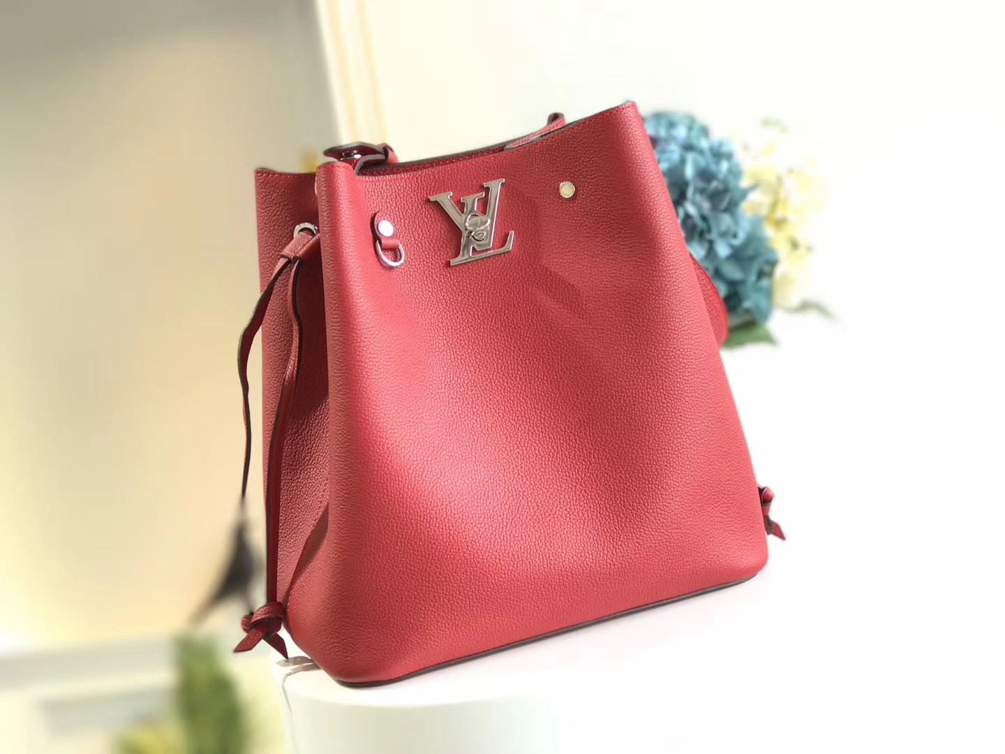 루이비통락미 버킷백 M54679