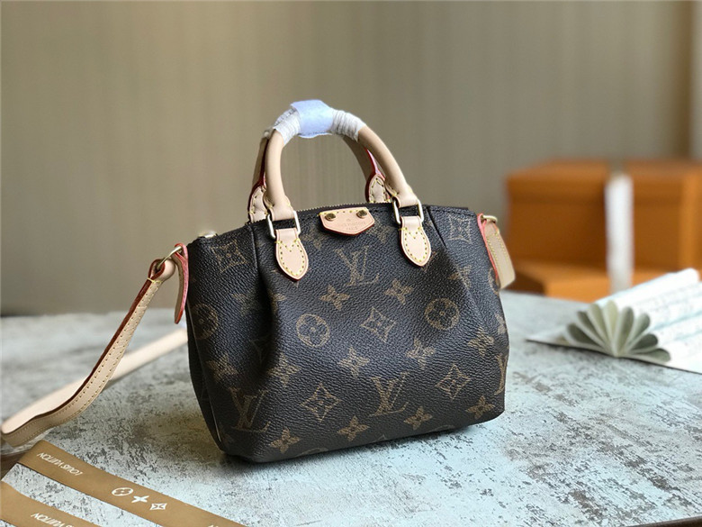  Louis Vuitton 루이비통 나노튀렌느업그레이드신상 M61253