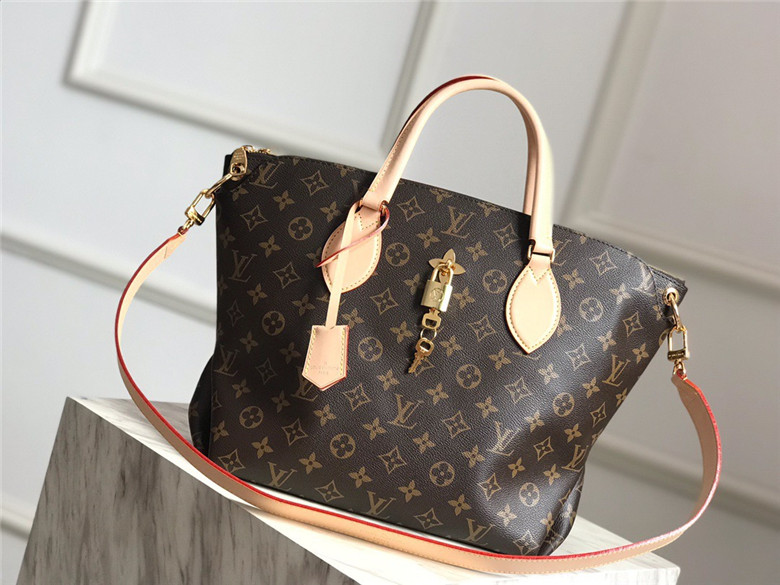 루이비통 플라워 지퍼 토트 미듐 M44360 신상