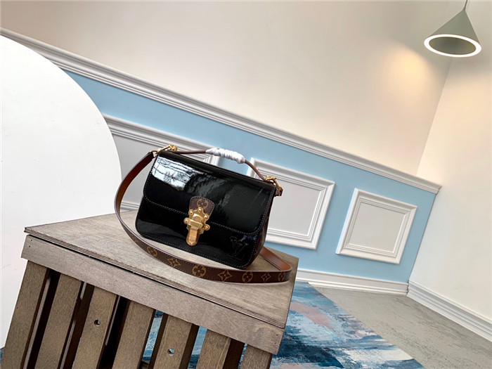 루이비통 체리우드 BB M51953