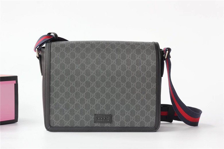 구찌 남성용 숄더백 474138 신상