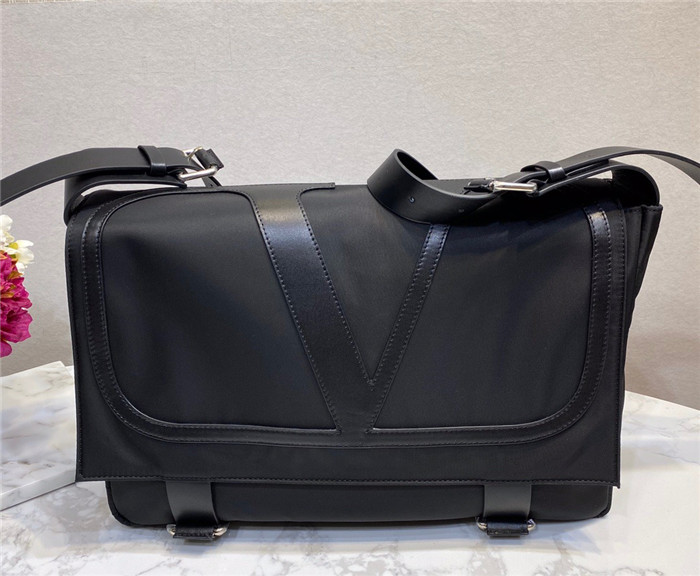 발렌티노 남성용 크로스백 V40911 2020/신상