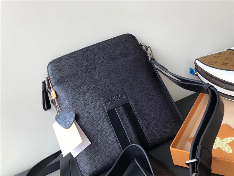 발리 남성용 숄더백 B8569 신상