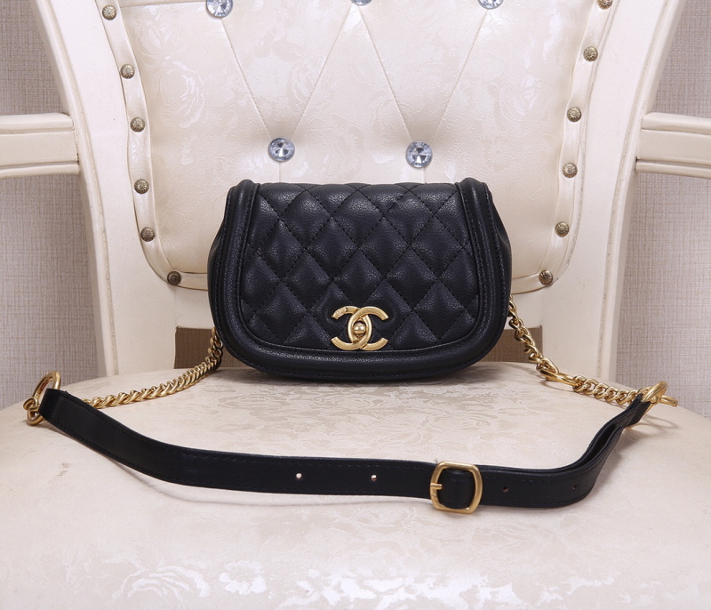 Chanel 샤넬 크로스백 20x14x5cm