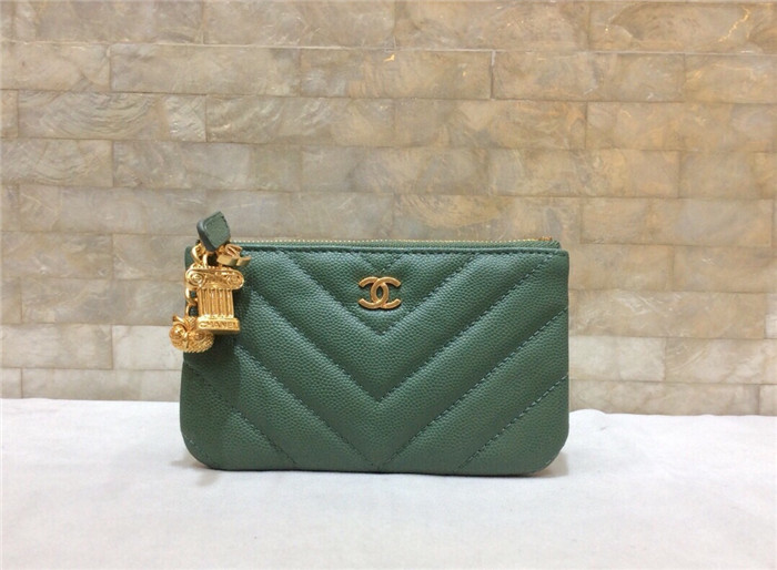 샤넬 케비어 금장 동전지갑 AS1010-2