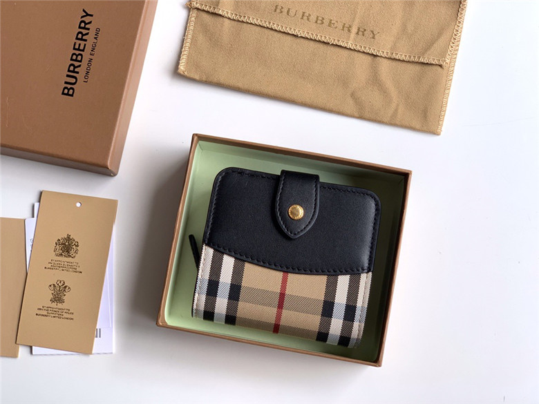  Burberry 버버리 지갑 B1818-4 신상