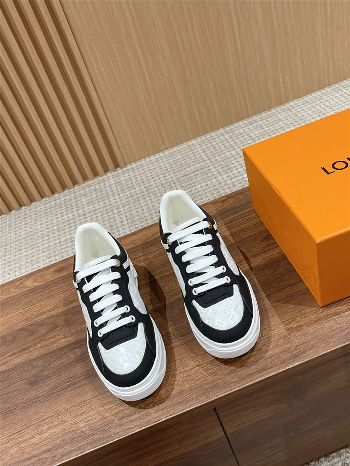 LOUIS VUITTON 루이비통 여성용 스니커즈 L36200