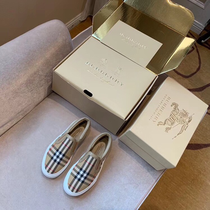 Burberry 버버리 체크 남여공용 스니커즈 슬립온