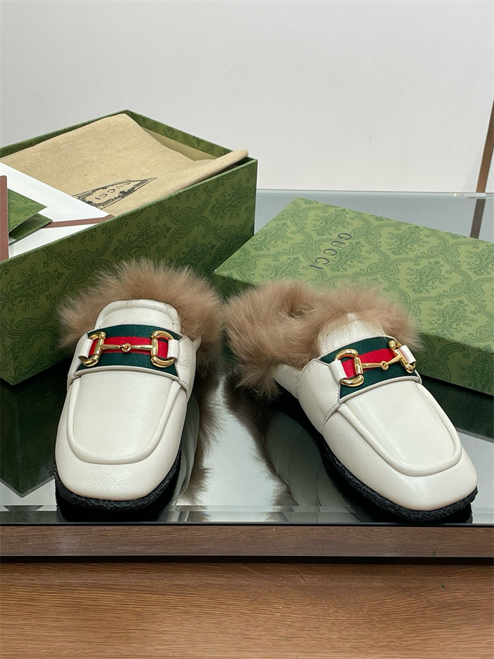 GUCCI  구찌 여성용 털 단화 G47711