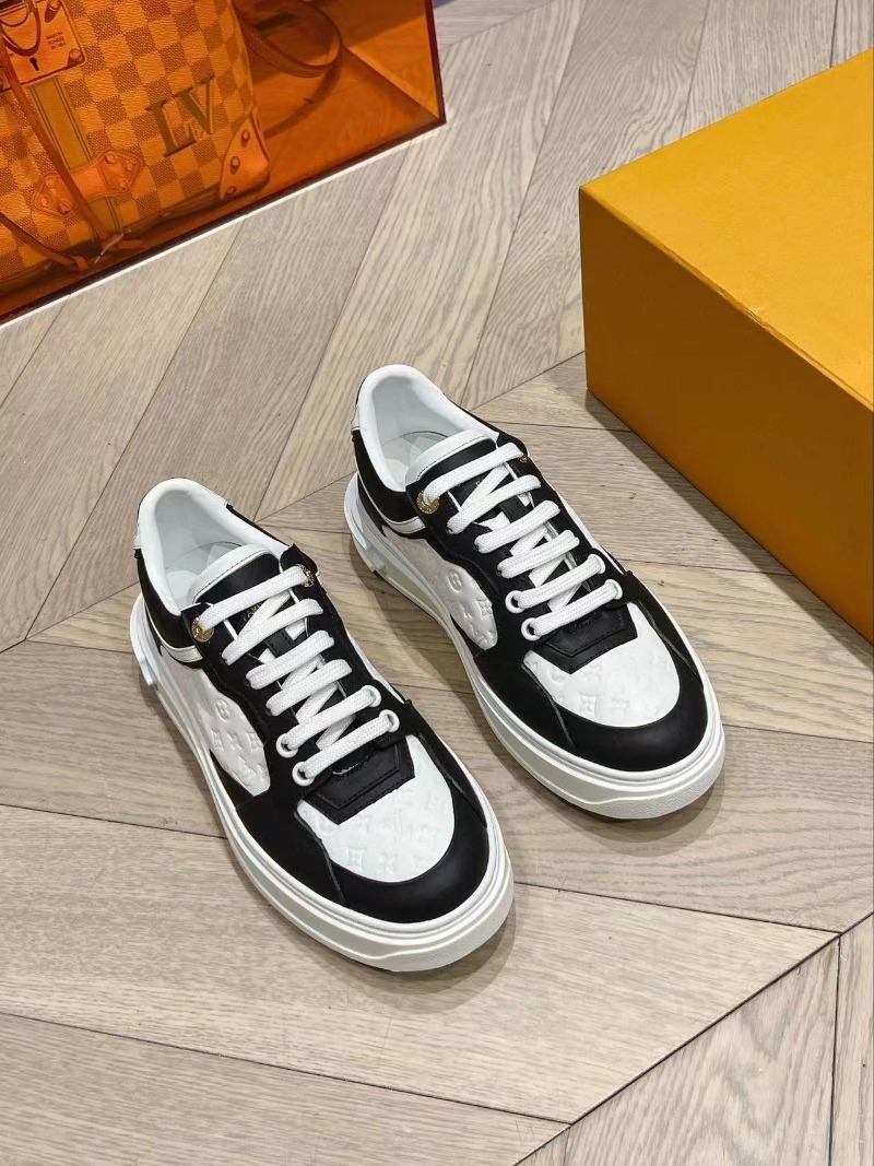 LOUIS VUITTON 루이비통 타임아웃 스니커즈