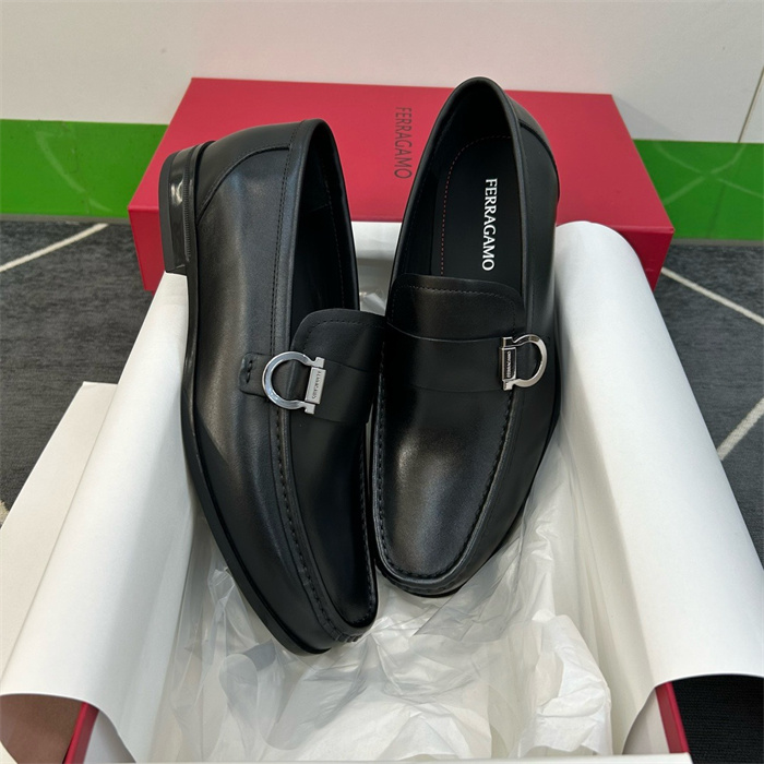 FERRAGAMO 페레가모 남성용 로퍼 F32994-1 2024/신상