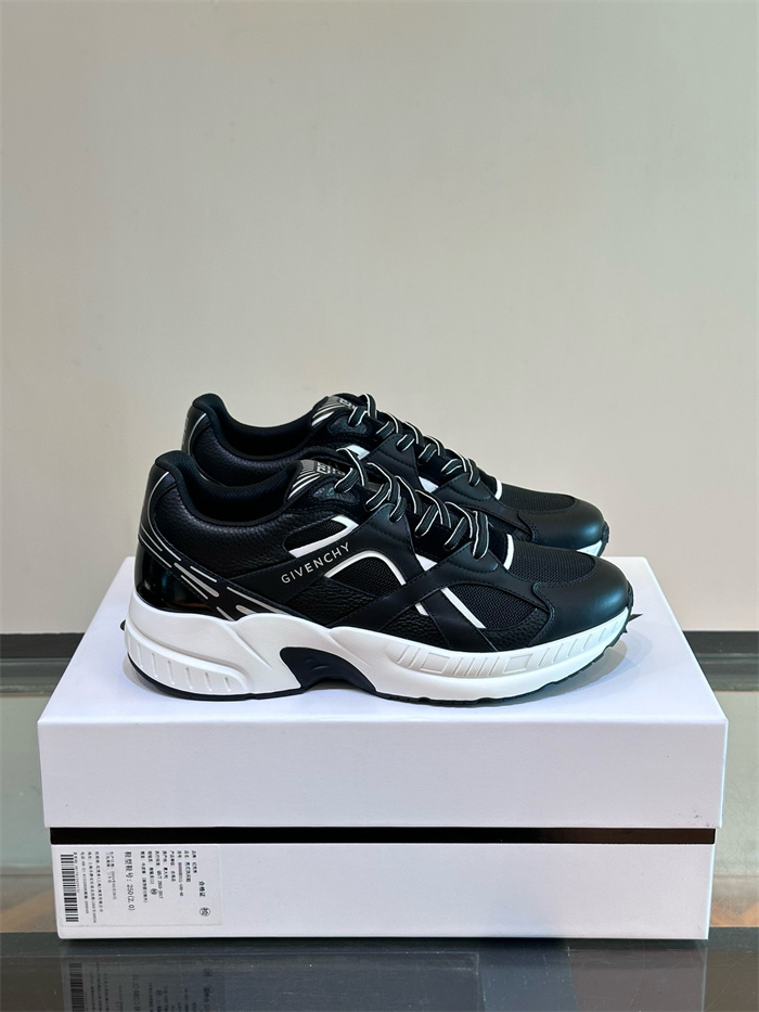 GIVENCHY 지방시 남성용 스니커즈 G86885 2024/신상