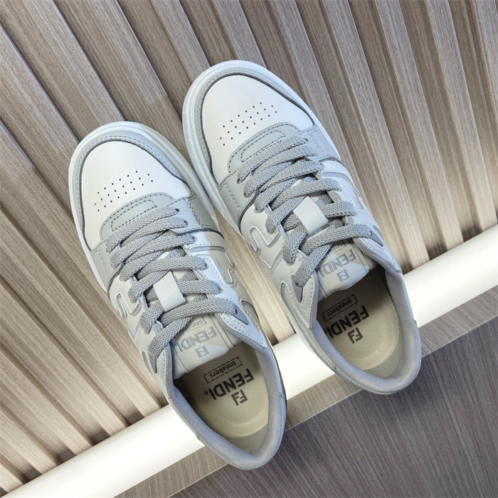 FENDI 펜디 남여공용 스니커즈 F13753-1 2024/신상 2COLOR