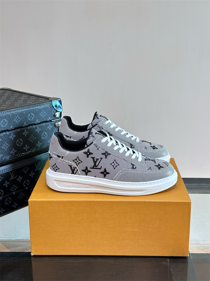 LOUIS VUITTON 루이비통 남성용 스니커즈 L96339-1 2024/신상 2COLOR