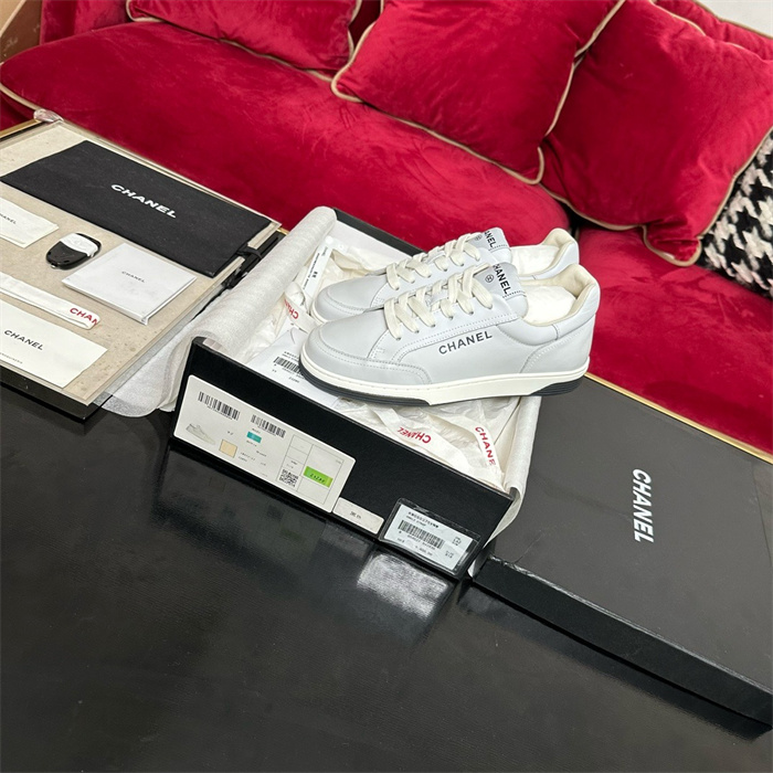 CHANEL 샤넬 여성용 스니커즈 C62594-2 2024/신상 2COLOR