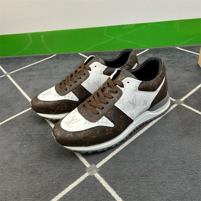 LOUIS VUITTON 루이비통 남성용 스니커즈 L97349-1 2024/신상 2COLOR