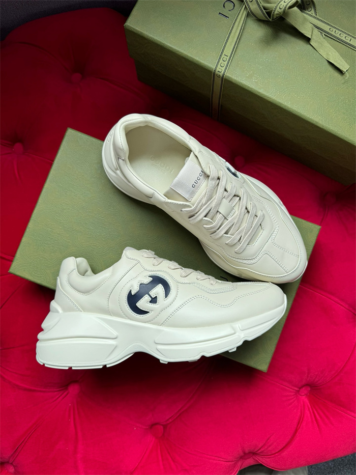GUCCI 구찌 남여공용 스니커즈 G89725-1 2024/신상 2COLOR