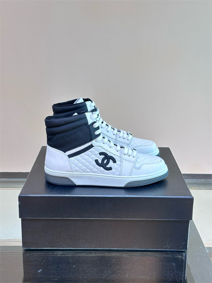 CHANEL 샤넬 남성용 스니커즈 C72463-1 2024/신상 블랙,화이트 2color