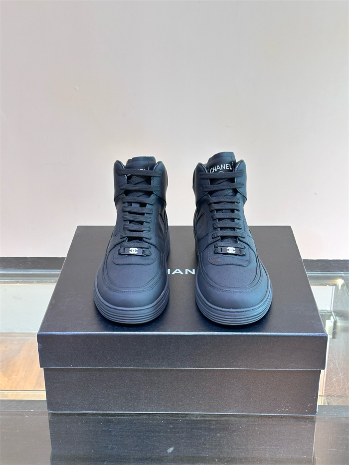 CHANEL 샤넬 남성용 스니커즈 C73464-2 2024/신상 블랙,화이트 2color
