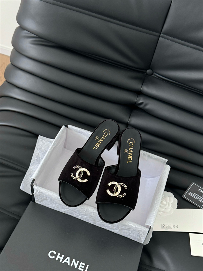 CHANEL 샤넬 여성용 슬리퍼 C62643-2 2024/신상 블랙,화이트 2color
