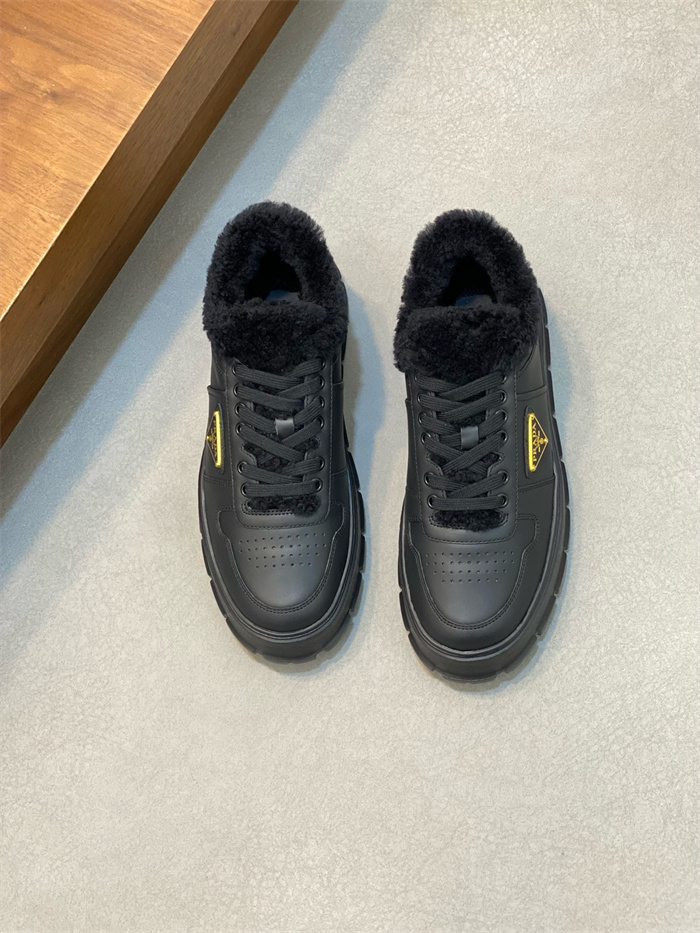PRADA 프라다 남성용 스니커즈 P78670-1 2024/신상 블랙/화이트 2color