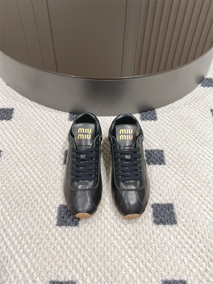 MIUMIU 미우미우 여성용 스니커즈 M63614-1 2024/신상 블랙,화이트 2color