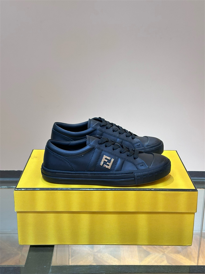 FENDI 펜디 남여공용 스니커즈 F12844-2 2024/신상 블랙,화이트 2color