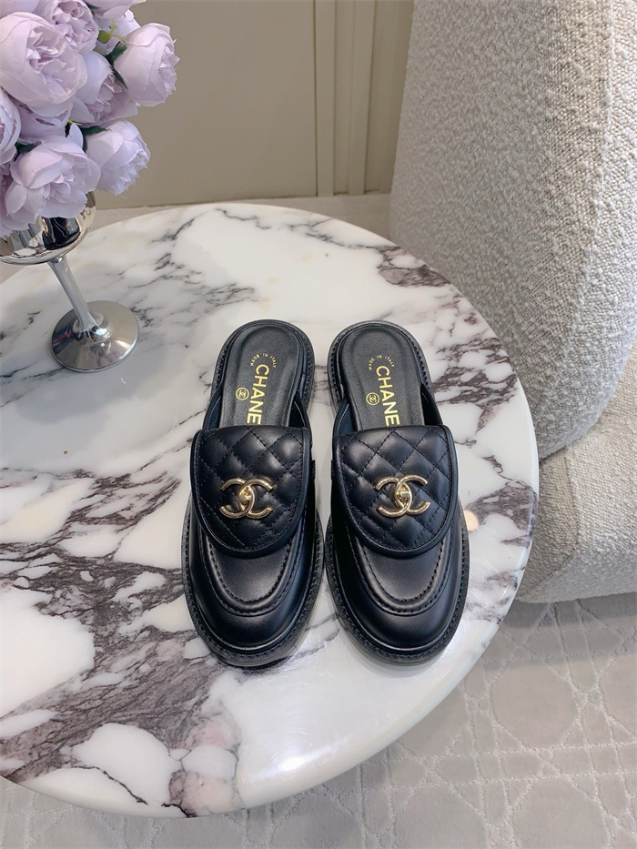 CHANEL 샤넬 여성용 슬리퍼 C62633-1 2024/신상 블랙,화이트 2color