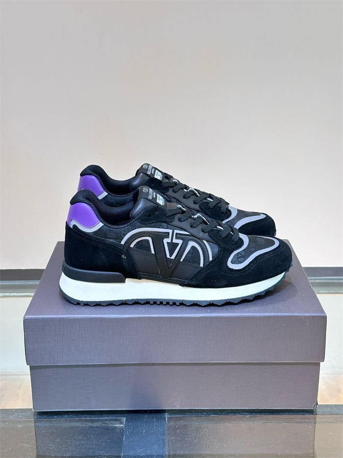 VALENTINO 발렌티노 남성용 스니커즈 V19669-1 2024/신상 블랙,화이트 2color