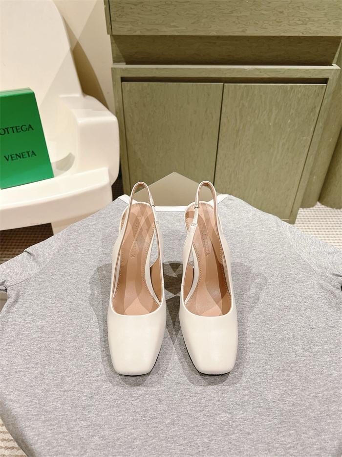 BOTTEGA VENETA 보테가베네타 여성용 힐 V67762-2 2024/신상 2COLOR