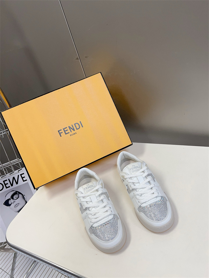 FENDI 펜디 남여공용 스니커즈 F13843-2 2024/신상 2COLOR