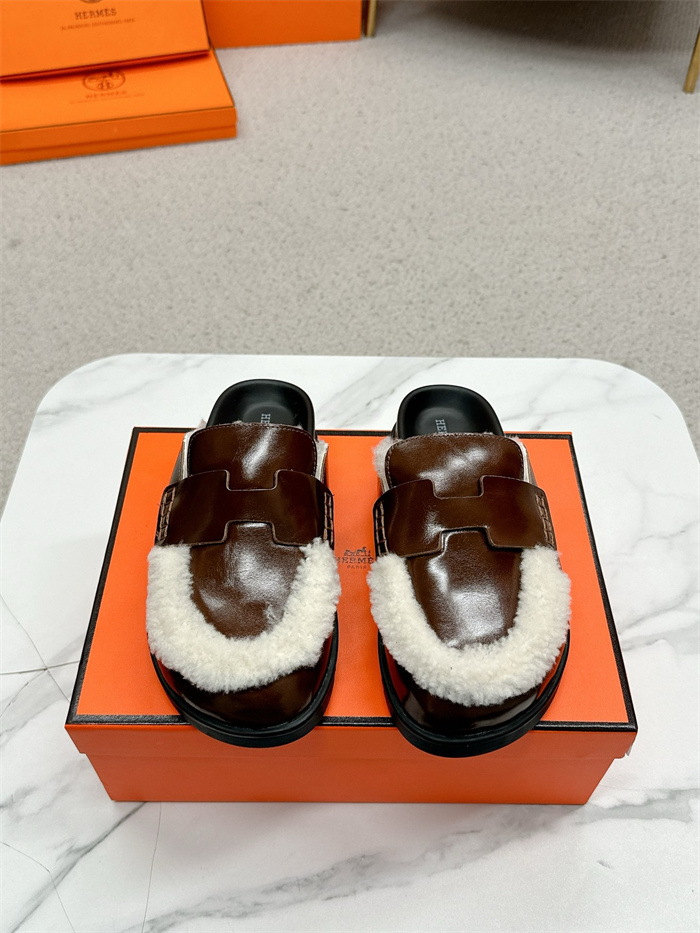 HERMES 에르메스 남여공용 슬리퍼 H45509-2 2024/신상 2COLOR