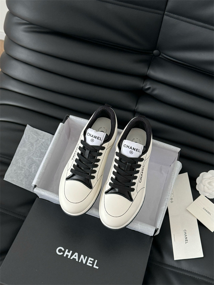 CHANEL 샤넬 여성용 스니커즈 C72404-1 2024/신상 2COLOR