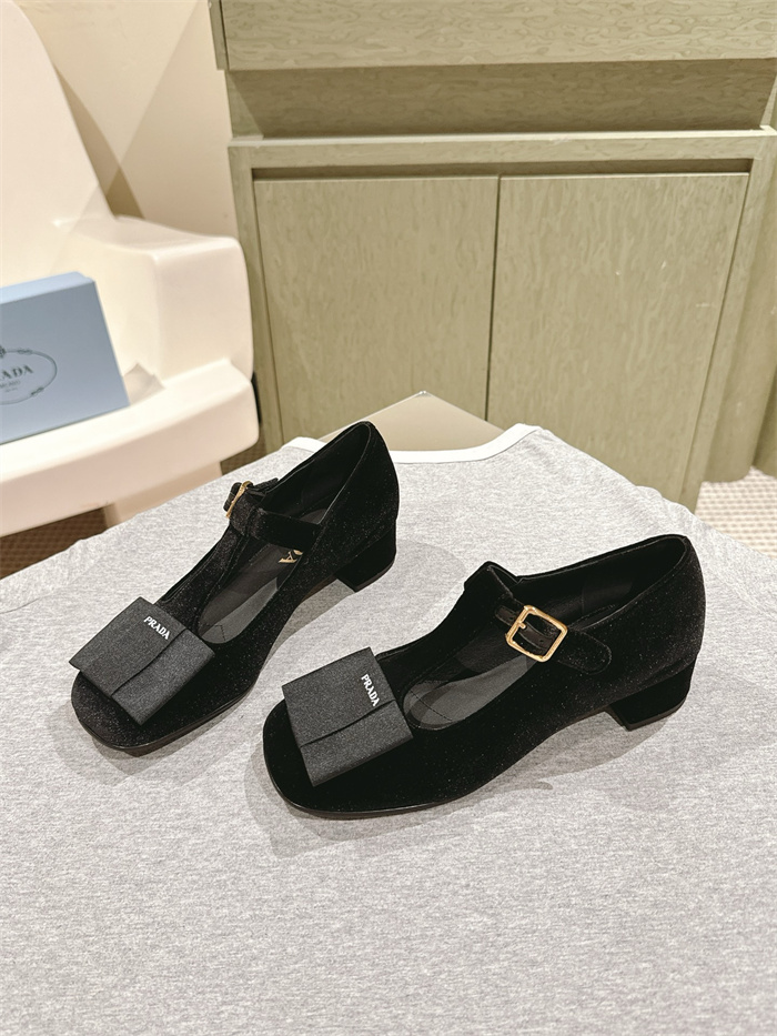 PRADA 프라다 여성용 구두 (굽높이4CM) P64452-1 2024/신상